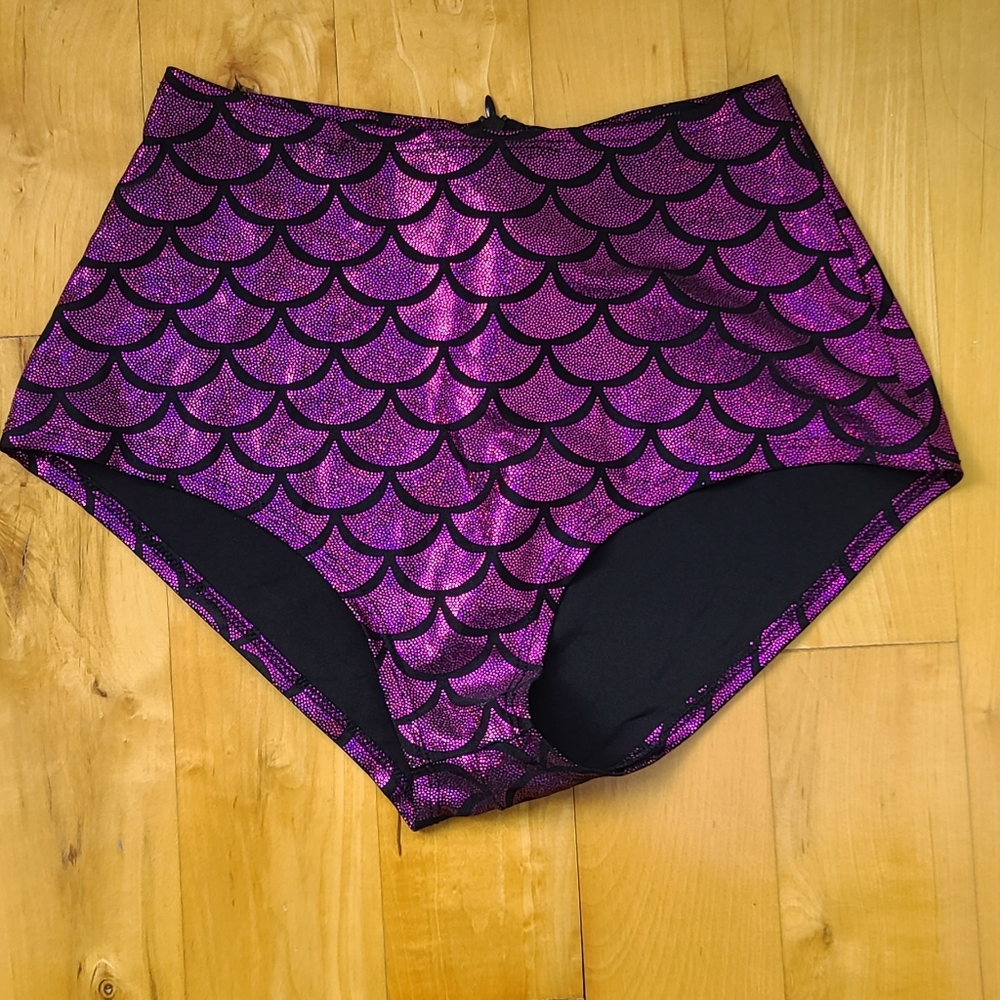 *ADD ON ITEM* HIGH WAISTED MERMAID SHORTS